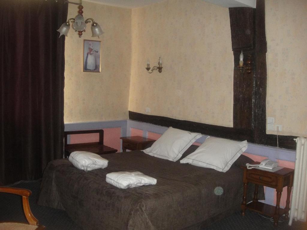 Hotel L' Ecu Montbard Cameră foto